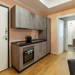 Guesthost - Trastevere Vibes Апартаменты Рим